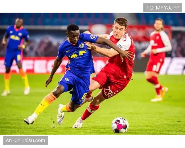 弗赖堡2-2战平沃尔夫斯堡，客队补时阶段绝平进球引主场球迷不满